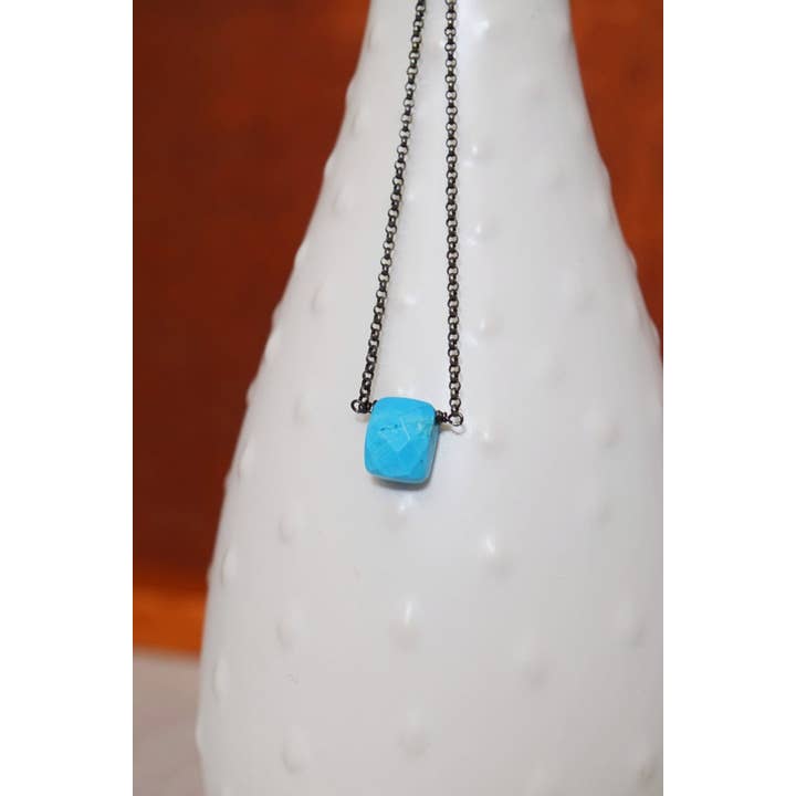 Solana Jewelry – wholesale Pendant/charm necklace – Dark Turquoise Solitaire Necklace