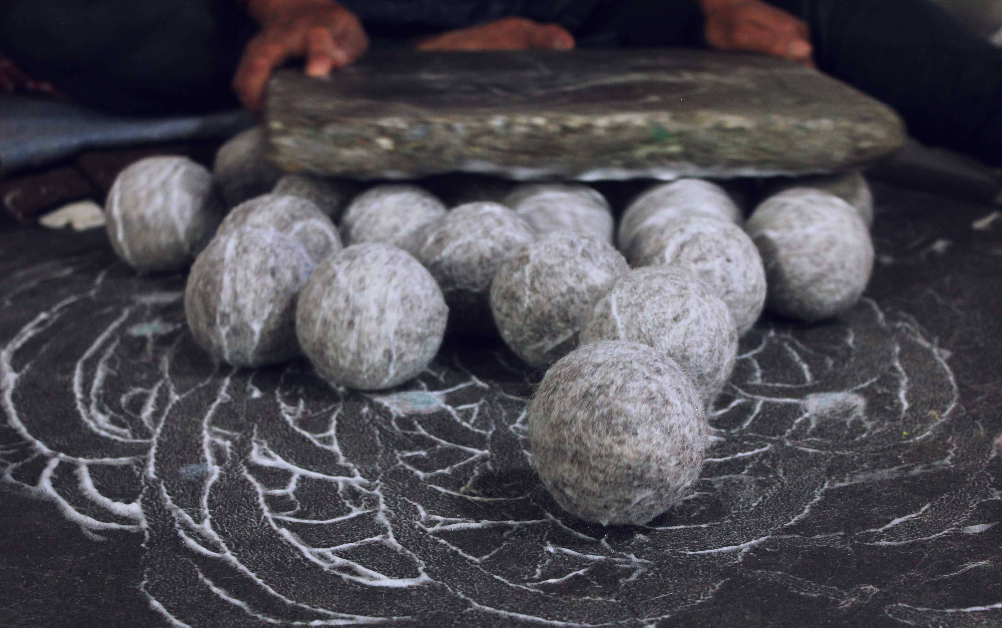 Fibres of Life - Wool & Felt - Wholesale Dryer Balls - Felt Dryer Balls-Plain | Wool Dryer Balls | Unscented Dryers5