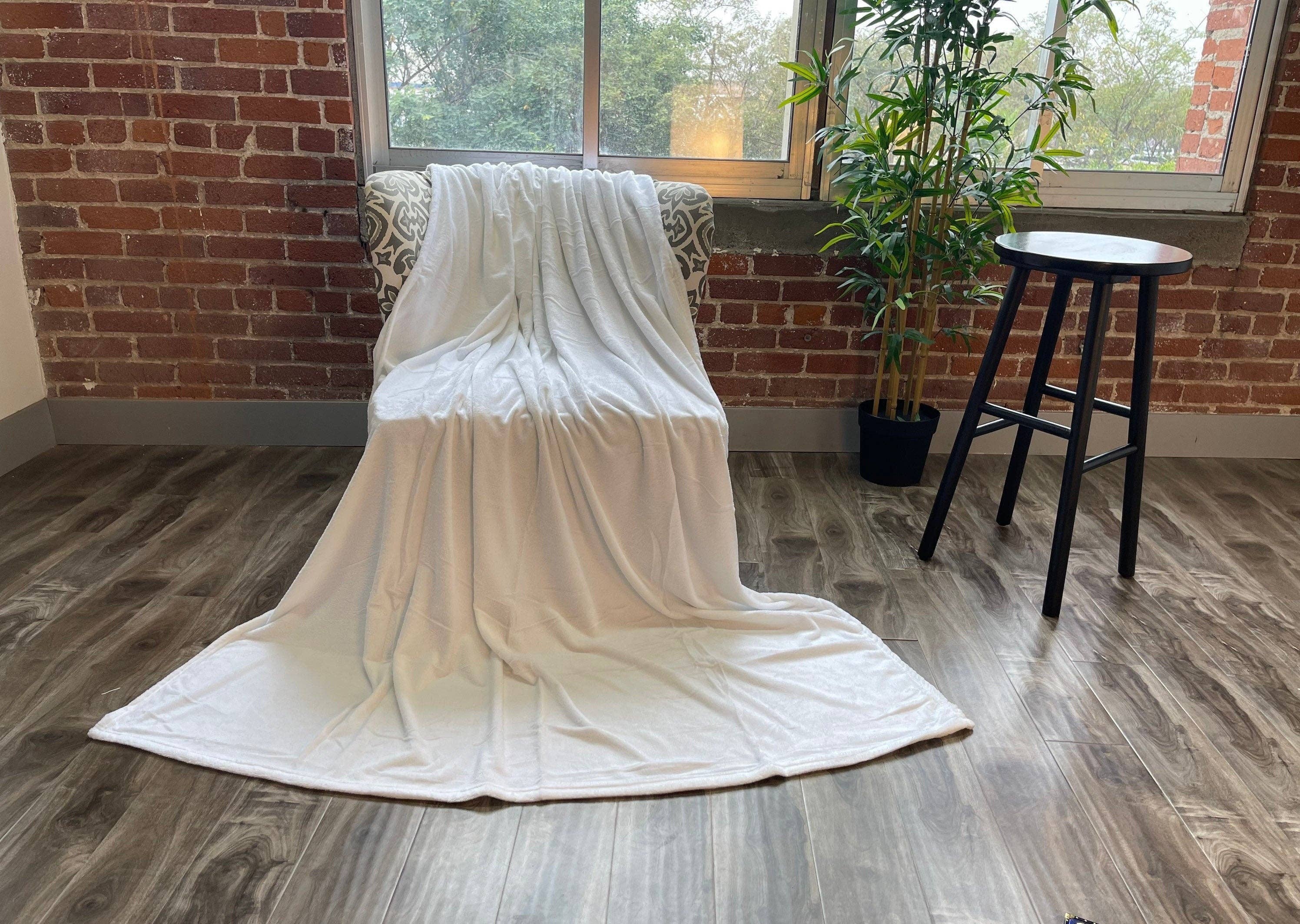 BloomAngel - Vente Couverture de lit – enfant et bébé - Couverture blanche en polaire 100 % polyester pour sublimation2