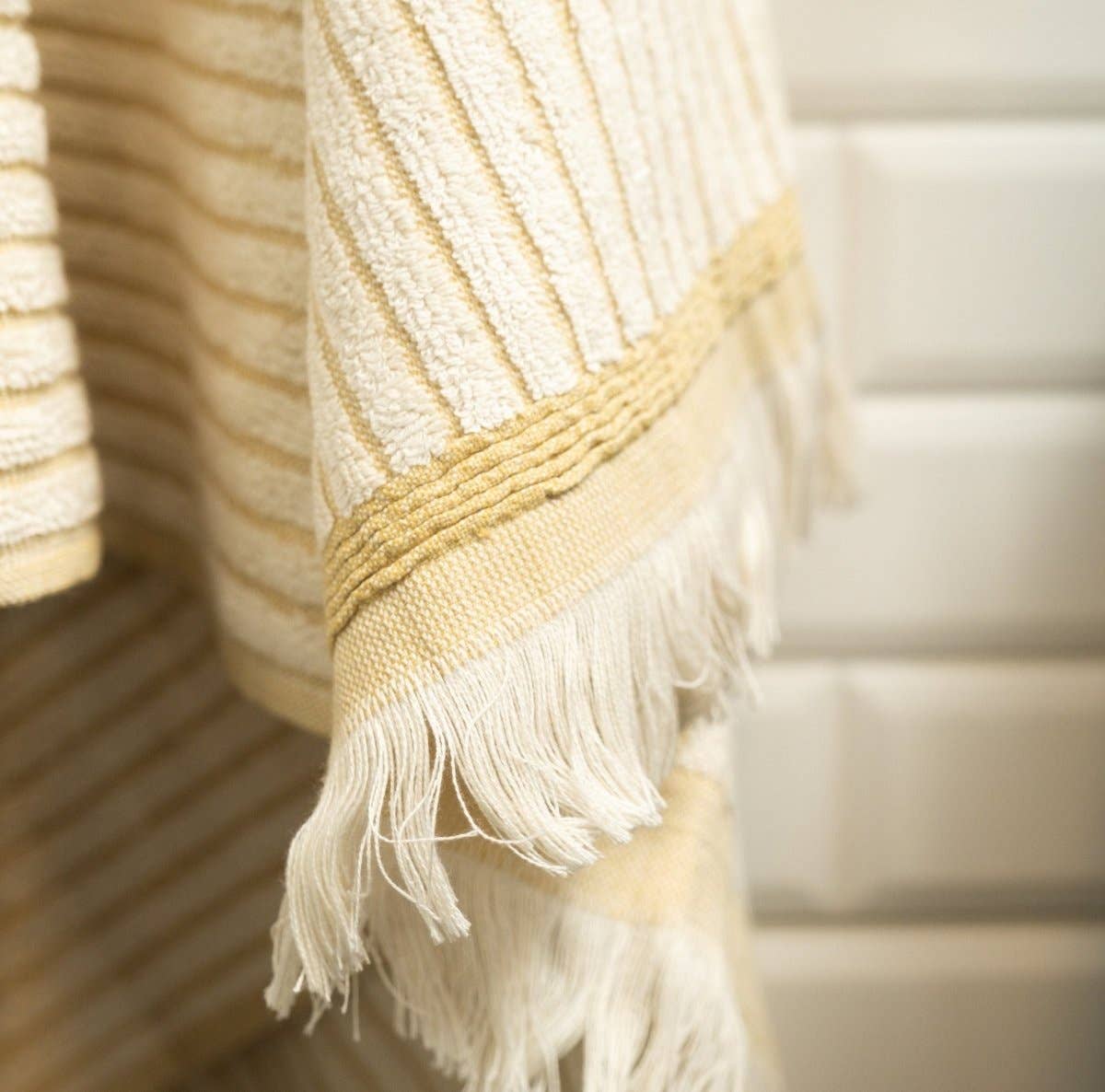 Primitive - Wholesale Badhanddoek - OUTLET - Ovella grote badhanddoek W013