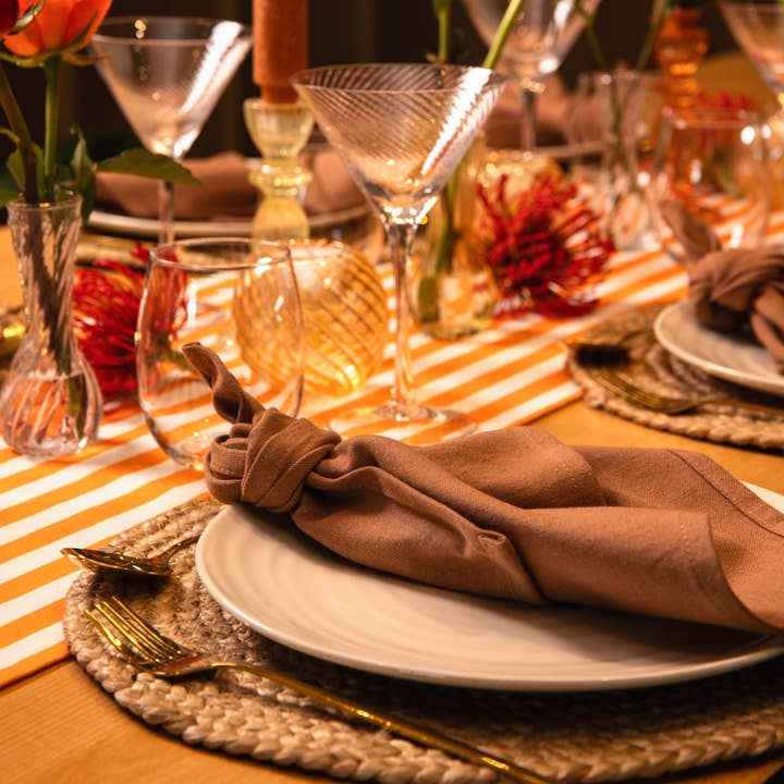 Top Tables Retail - Venta al por mayor Servilletas de tela - Juego de 4 servilletas con costura a rayas Georgia, salvia7