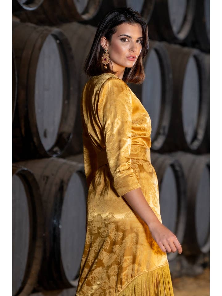 Catavino Mustard Dress Káhyra for wholesale on Faire2