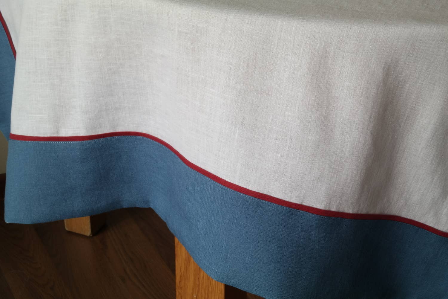 Liem Home - Wholesale Tablecloth - Linen Tablecloth with Double Edging. Custom tablecloth3