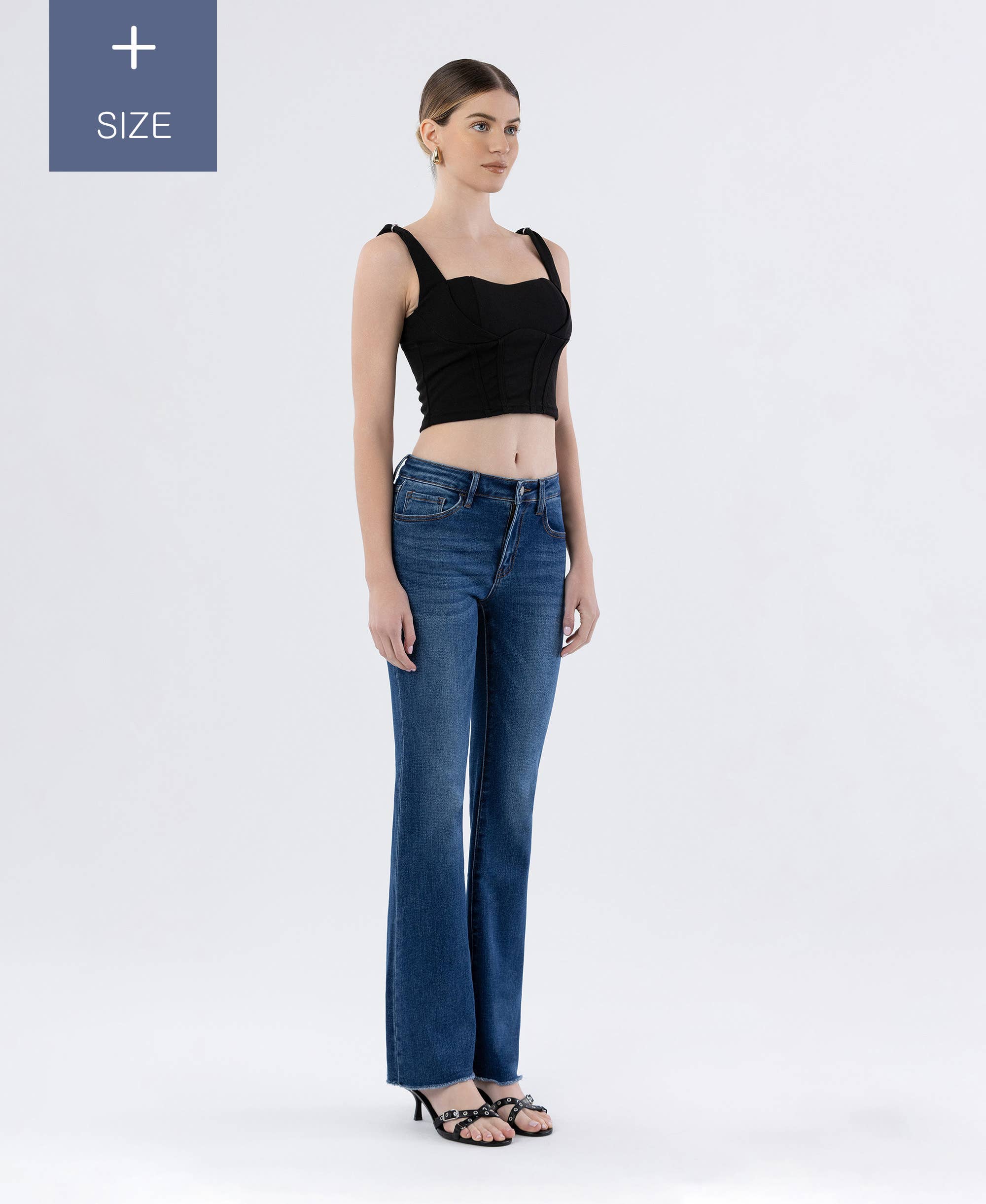 BETYDELSEFULL PLUS SIZE MID RISE RAW HEM DARK WASH BOOTCUT JEANS LV1193-P för wholesale på Faire4