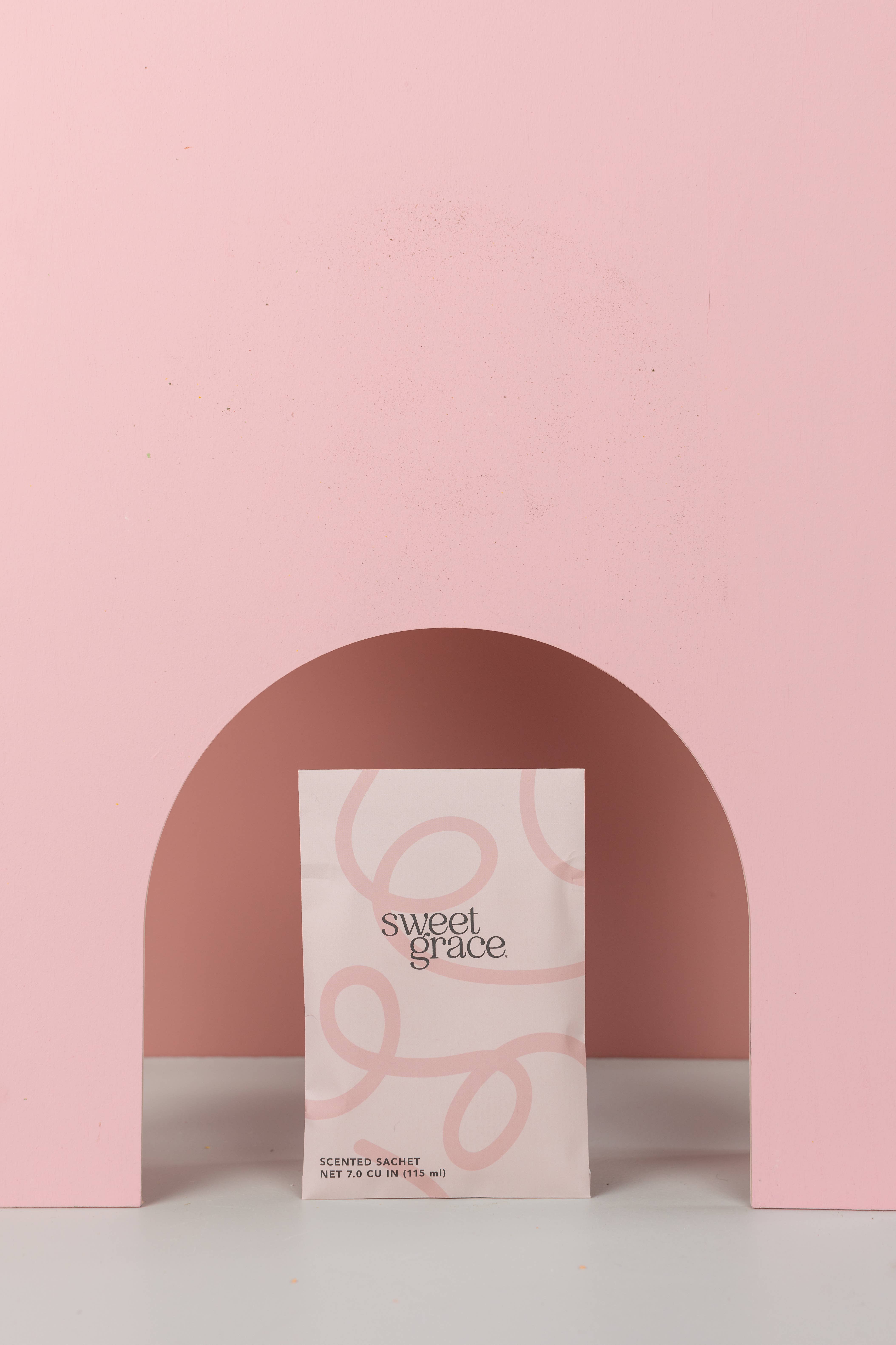 Bridgewater Candle Company - Wholesale Sachet - Sweet Grace Modern Swirl Sachet 9 Pack3