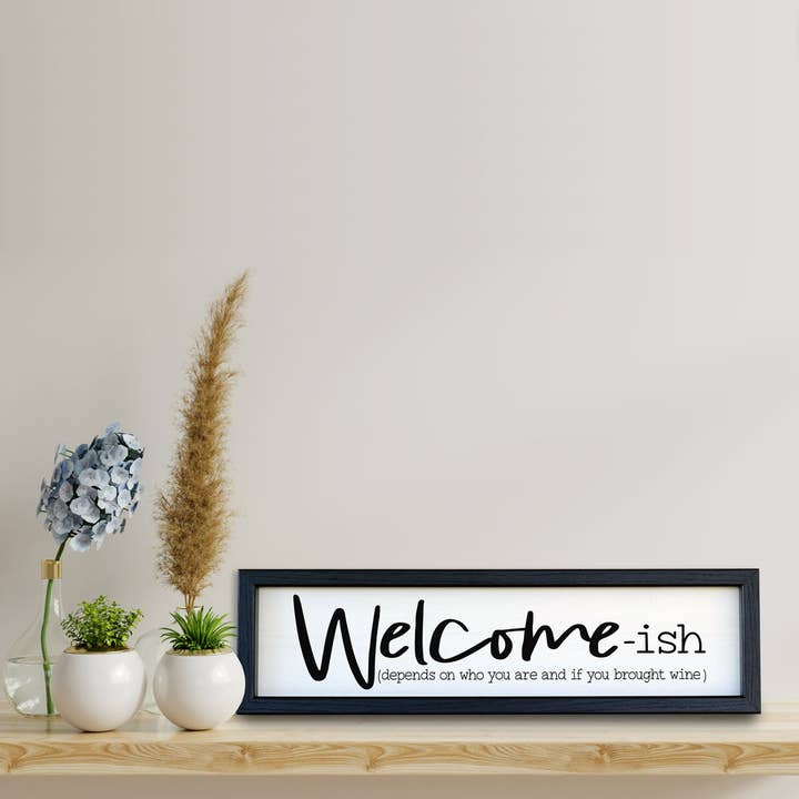 Welcome-ish | Enseigne en bois pour la vente par Pinetree Innovations