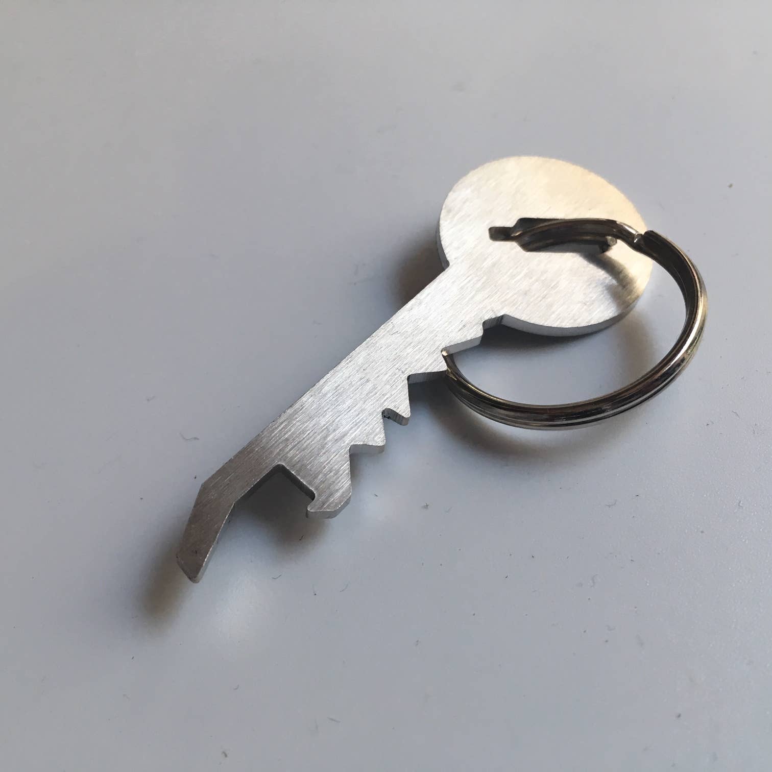 STILIC FORCE - La boutique du futur - Venta al por mayor Abrebotellas - DECLEPSULEUR - La llave que abre botellas2