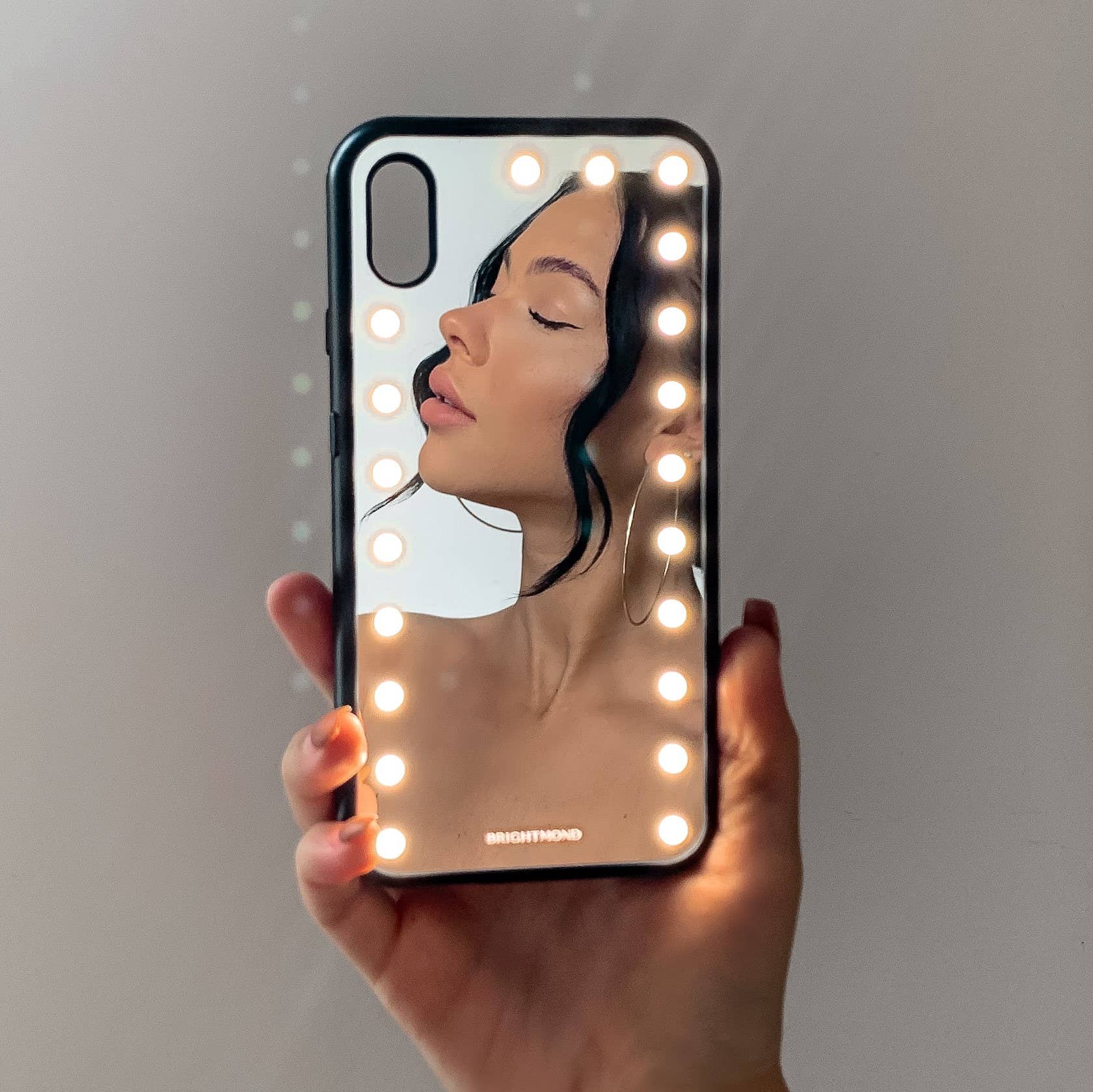 Brightmond Innovation AB - Vendita all'ingrosso Custodia per cellulare - Donna - Brightmond Spotlight Mirrorcase per iPhone XS Max