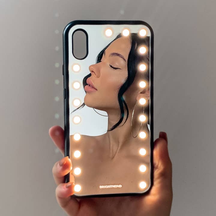 Brightmond Innovation AB - Vendita all'ingrosso Custodia per cellulare - Donna - Brightmond Spotlight Mirrorcase per iPhone XS Max0
