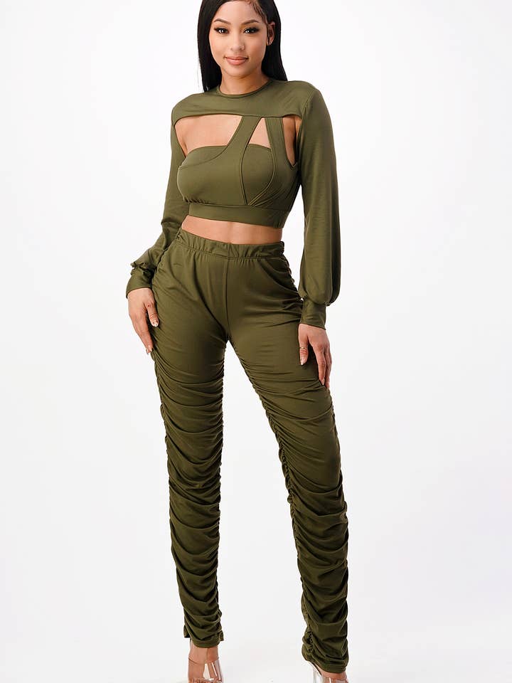 ENSEMBLE DEUX PIÈCES CROP TOP ET pantalon de jogging froncé pour la vente par SJL Apparel