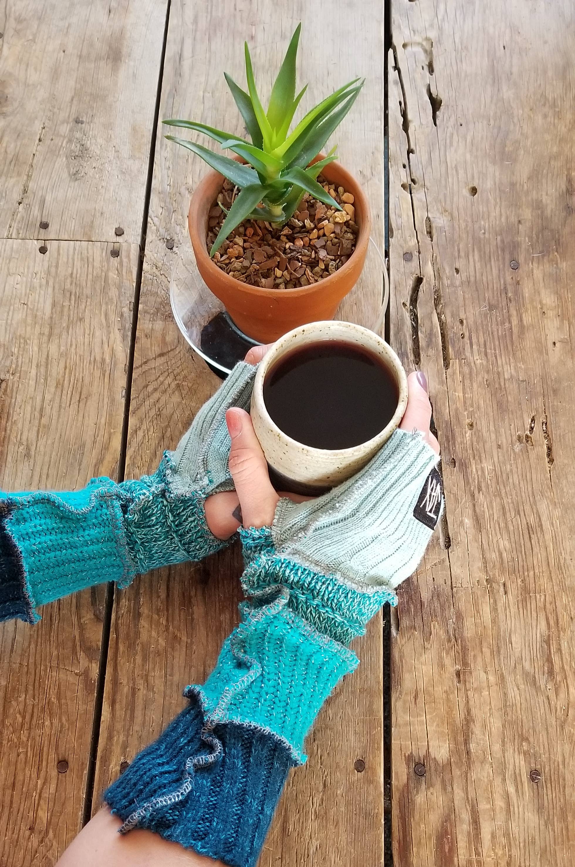Jax Upcycled - Wholesale Gloves - Women's - Upcycled Unisex Fingerless Gloves choose the vibe color37