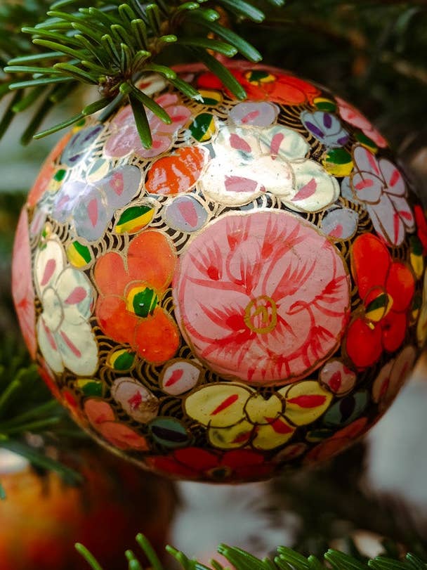 UK/EU: Gold Floret Bauble for wholesale by East End Press