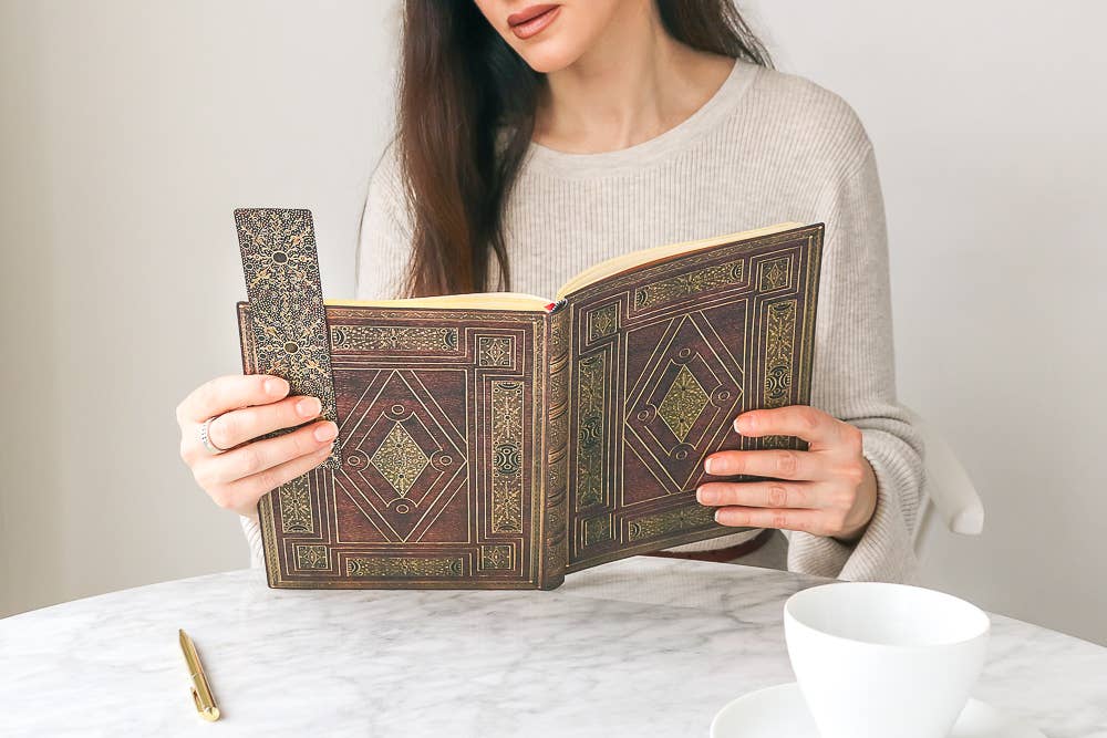 Chronicle Books - Wholesale Planner - Paperblanks 2026 First Folio Min Horizontal Hardcover 12MPln4