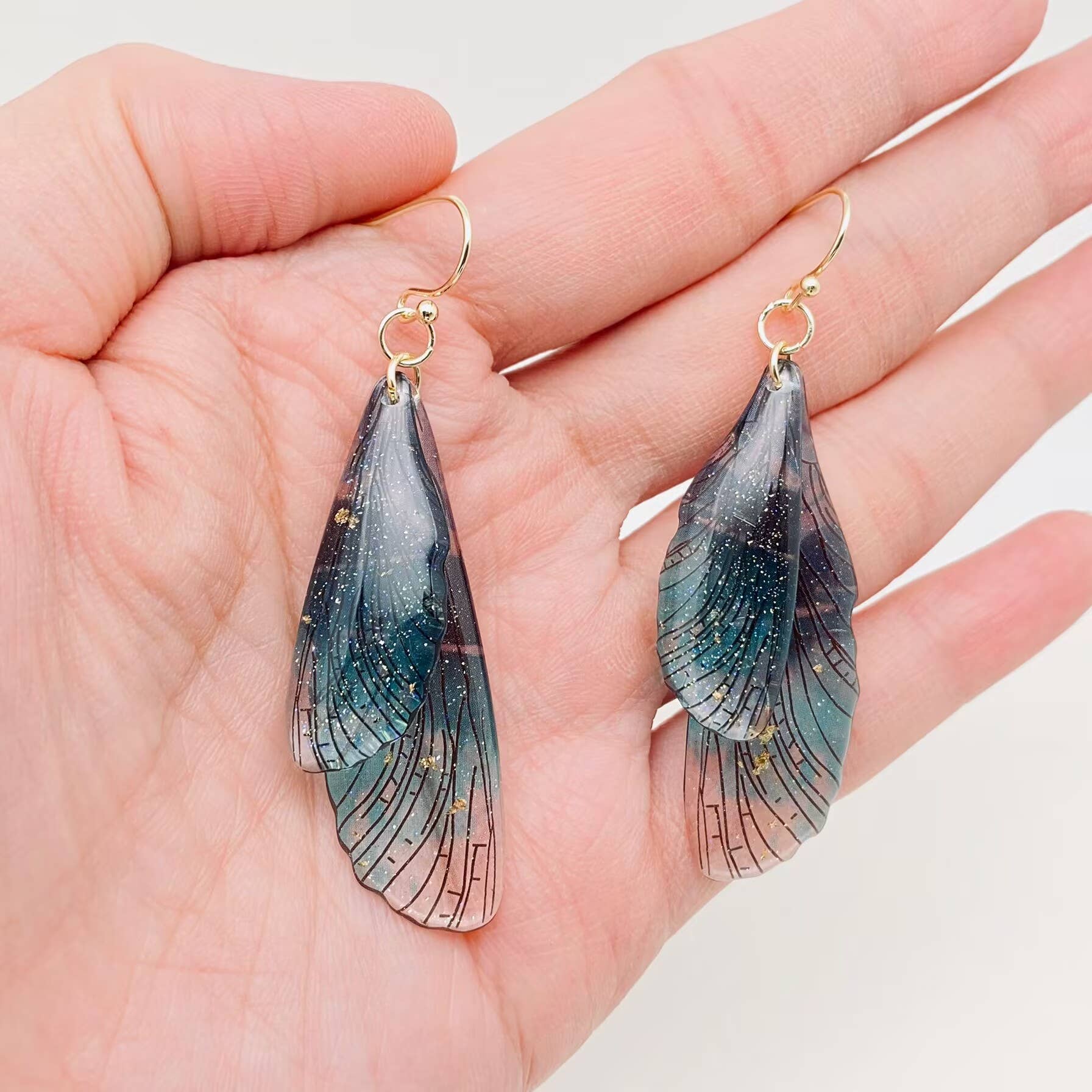 Mio Queena - Wholesale Dangle Earrings - Resin Colored Dragonfly Wings Dangle Earrings1