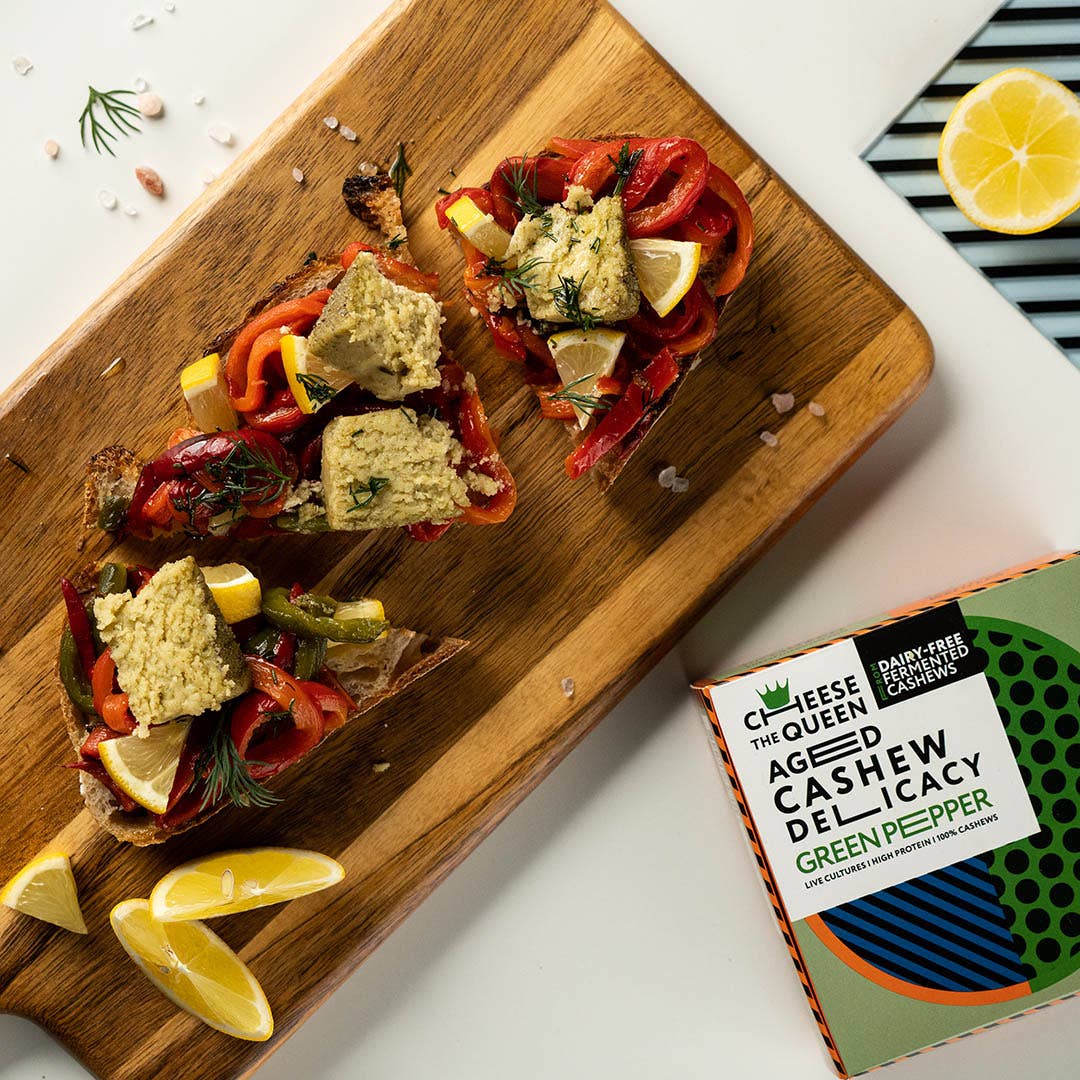 CHEESE THE QUEEN - Wholesale Cheese - Green Pepper 'Cheese the Queen' Aged Cashew Delicacy6