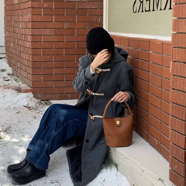 Pretty Persuasions - Wholesale Top Handle Bag - Women's - P24025 Top Handle Crossbody Bag2