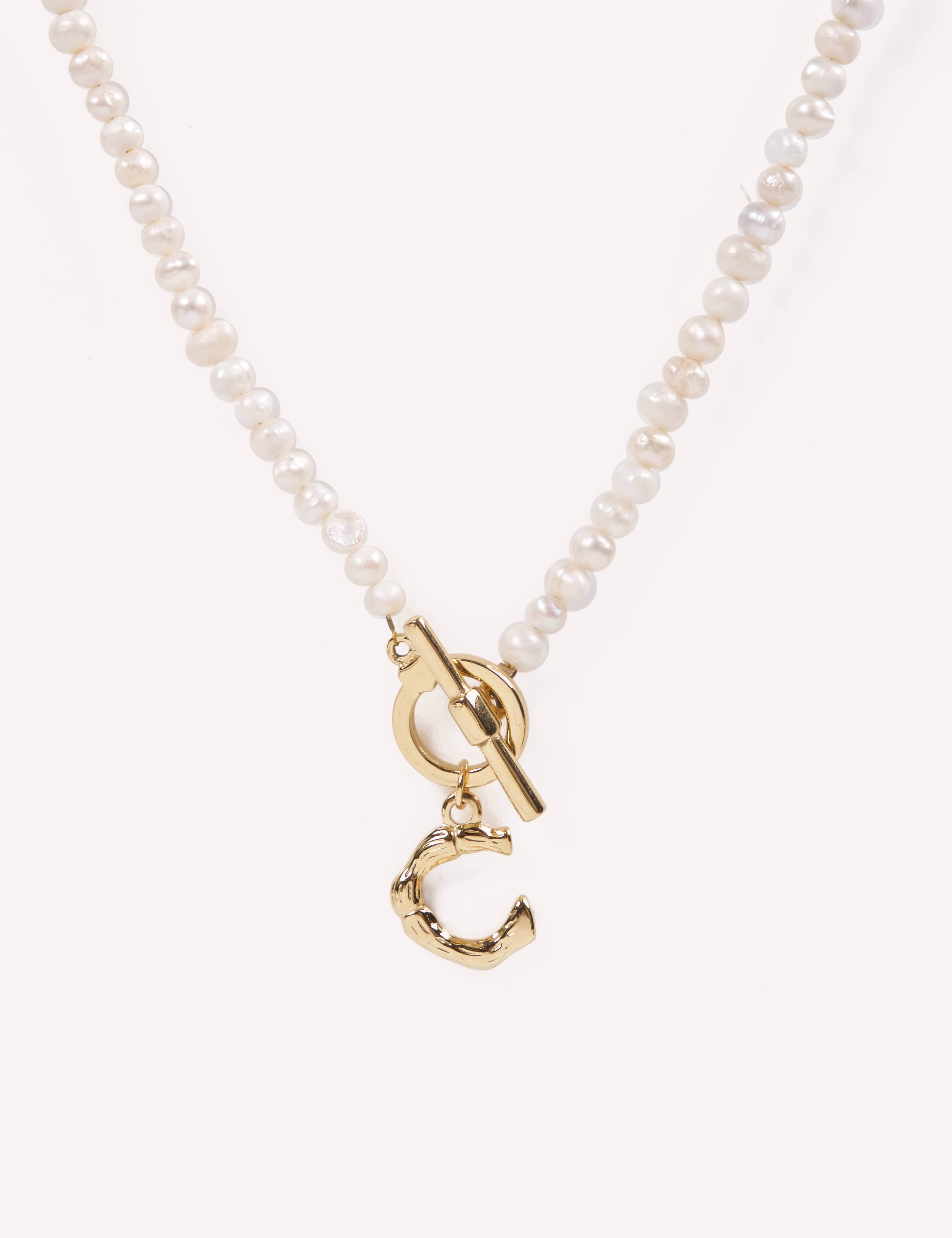 CUCOCUCA - Wholesale Choker/Collar - Handgemaakte parel choker met etnische letter7