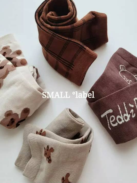 Calcetines hasta la rodilla con diseño de oso de peluche, juego de 4 unidades, número 2 para venta al por mayor de Hello Peanut Kids