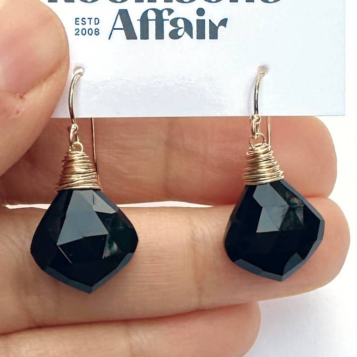 Pendientes simples - Espinela - Hoja - Oro para venta al por mayor de Mrs. Robinson's Affair