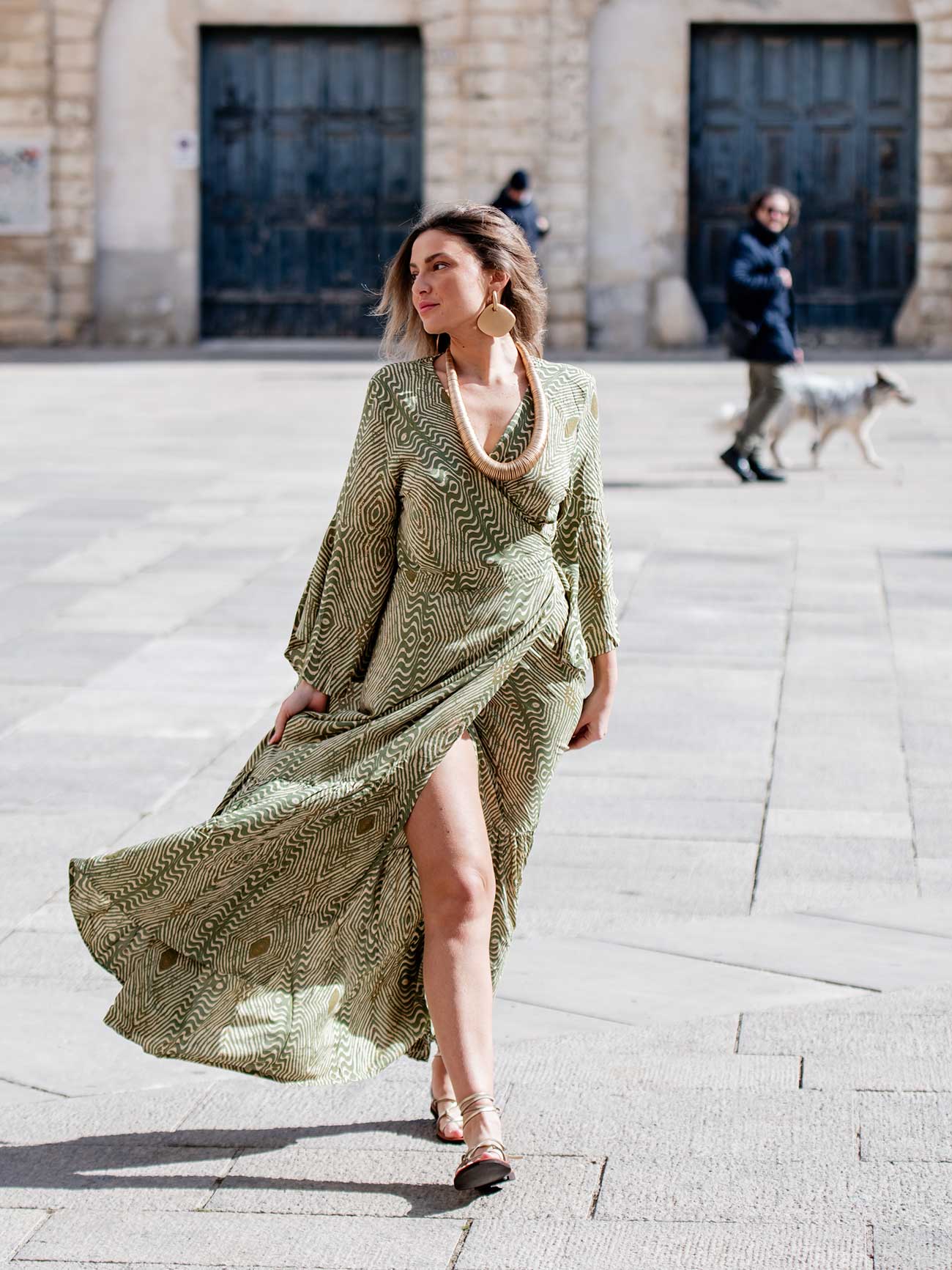 Bijondo – Engroshandel Perlehalskæde – Håndlavet lang halskæde i træ Taj Mahal Metallic3