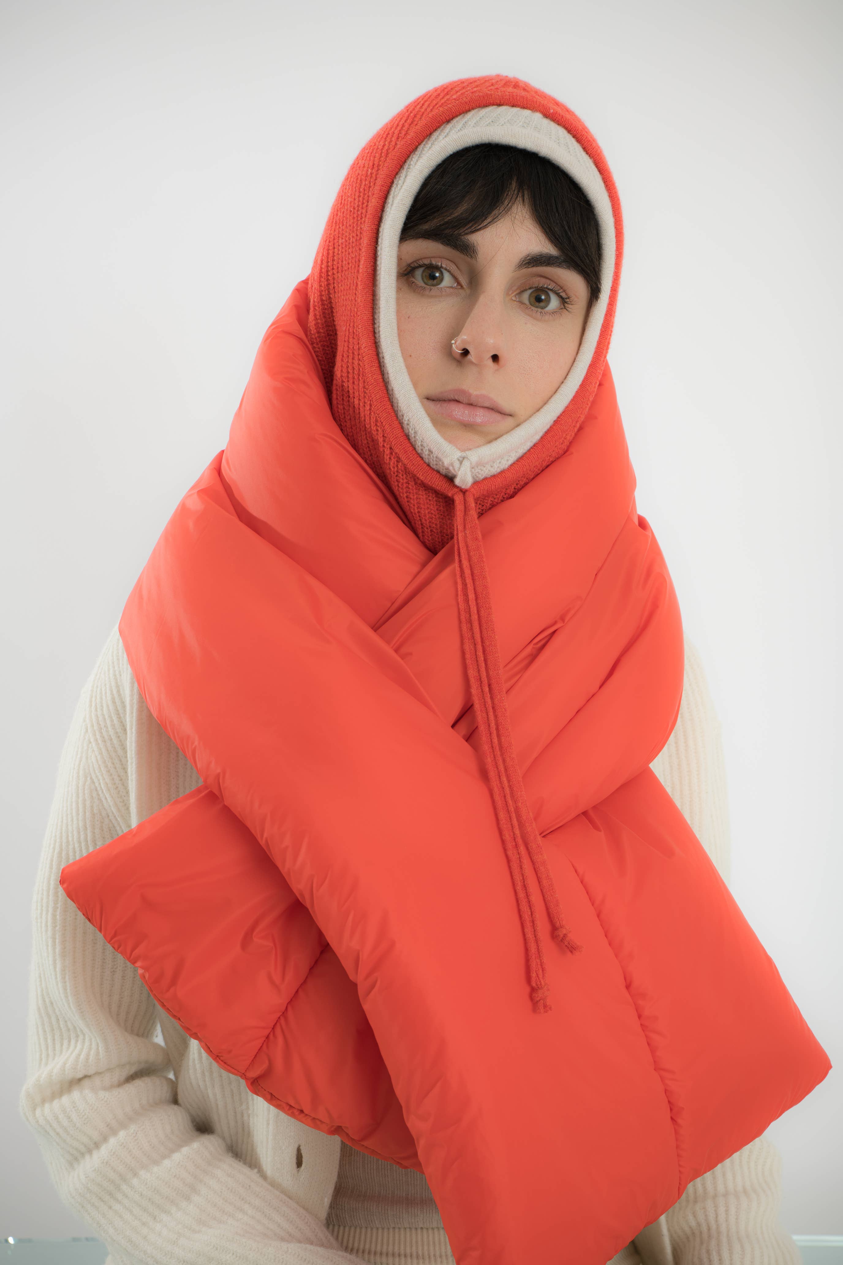 Abstract - Wholesale Scarf - Women's - Water-repellent recycled nylon padded scarf8