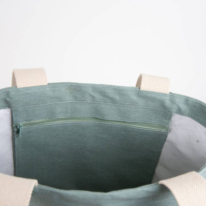 Elsie & Zoey - Wholesale Tote Bag - Women's - Fiji Water Resistant Embroidered Monstera Leaf Tote Bag1