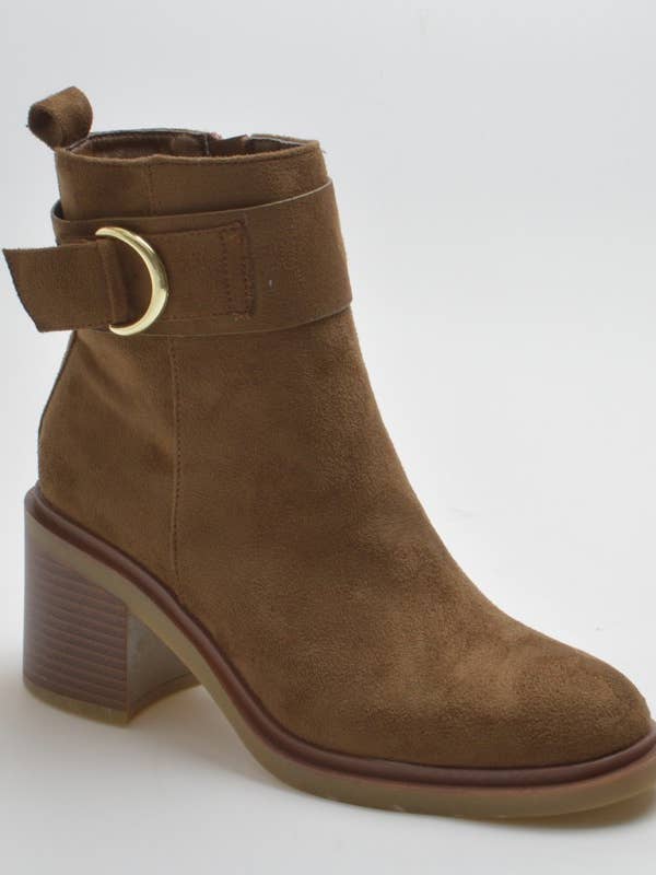 SWEET MAGIC MODA Y COMPLEMENTOS - Wholesale Booties - Women's - BASIC ANKLE BOOT WITH BLOCK HEEL1