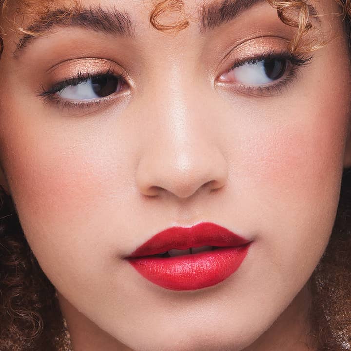 True + Luscious - Wholesale Lipstick - Super Moisture Lipstick33