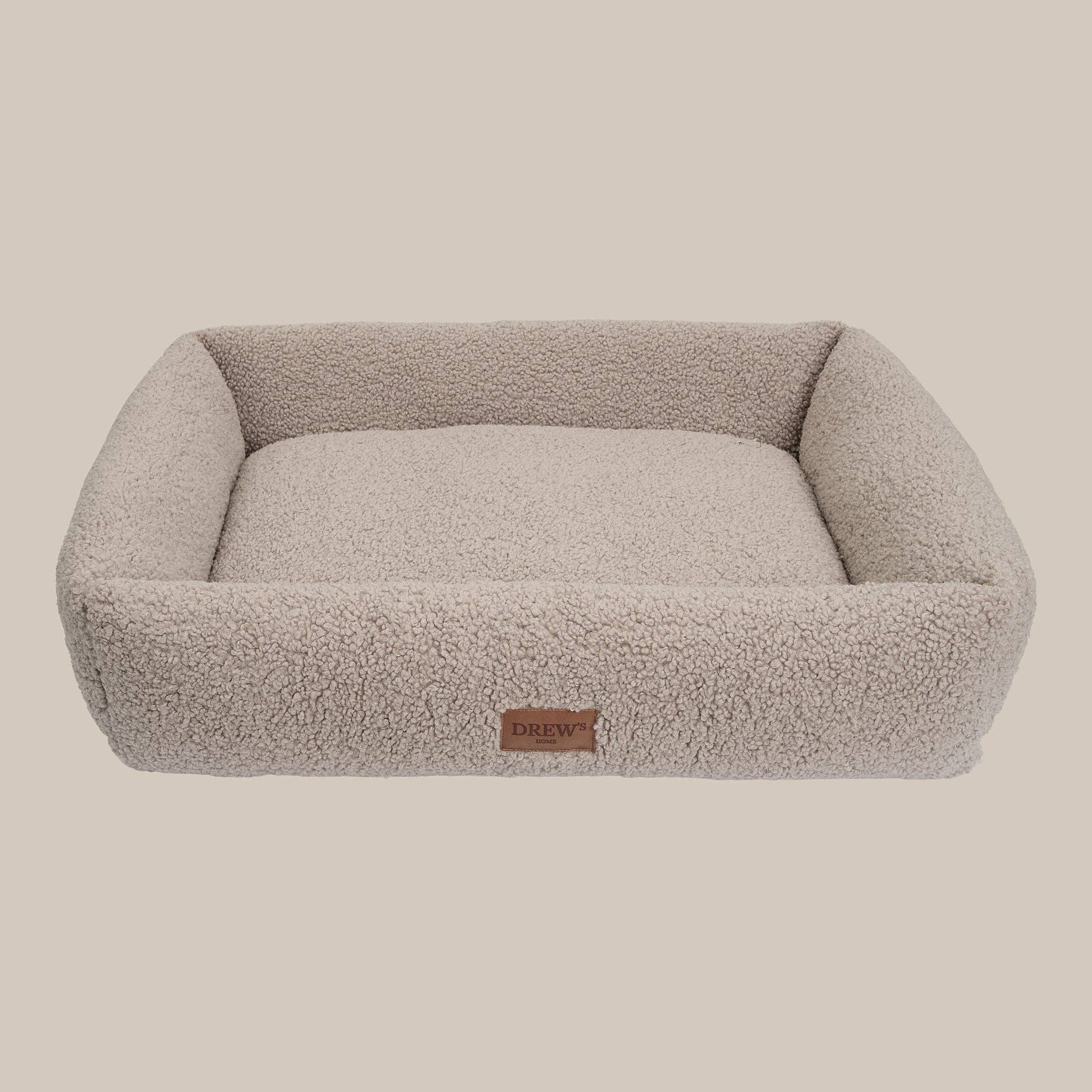 Taupe Nuna dog bed - Teddy soft & washable dog bed made of memory foam (taupe) for wholesale on Faire1