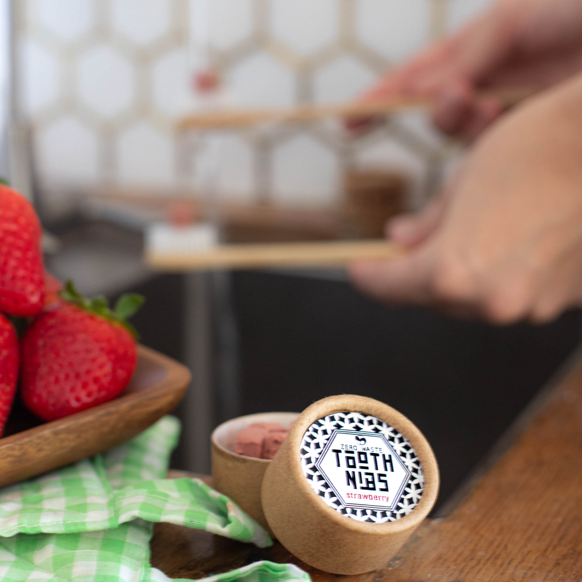 Scentcerae - Wholesale Toothpaste - Tooth Nibs Tins Zero Waste Solid Toothpaste9