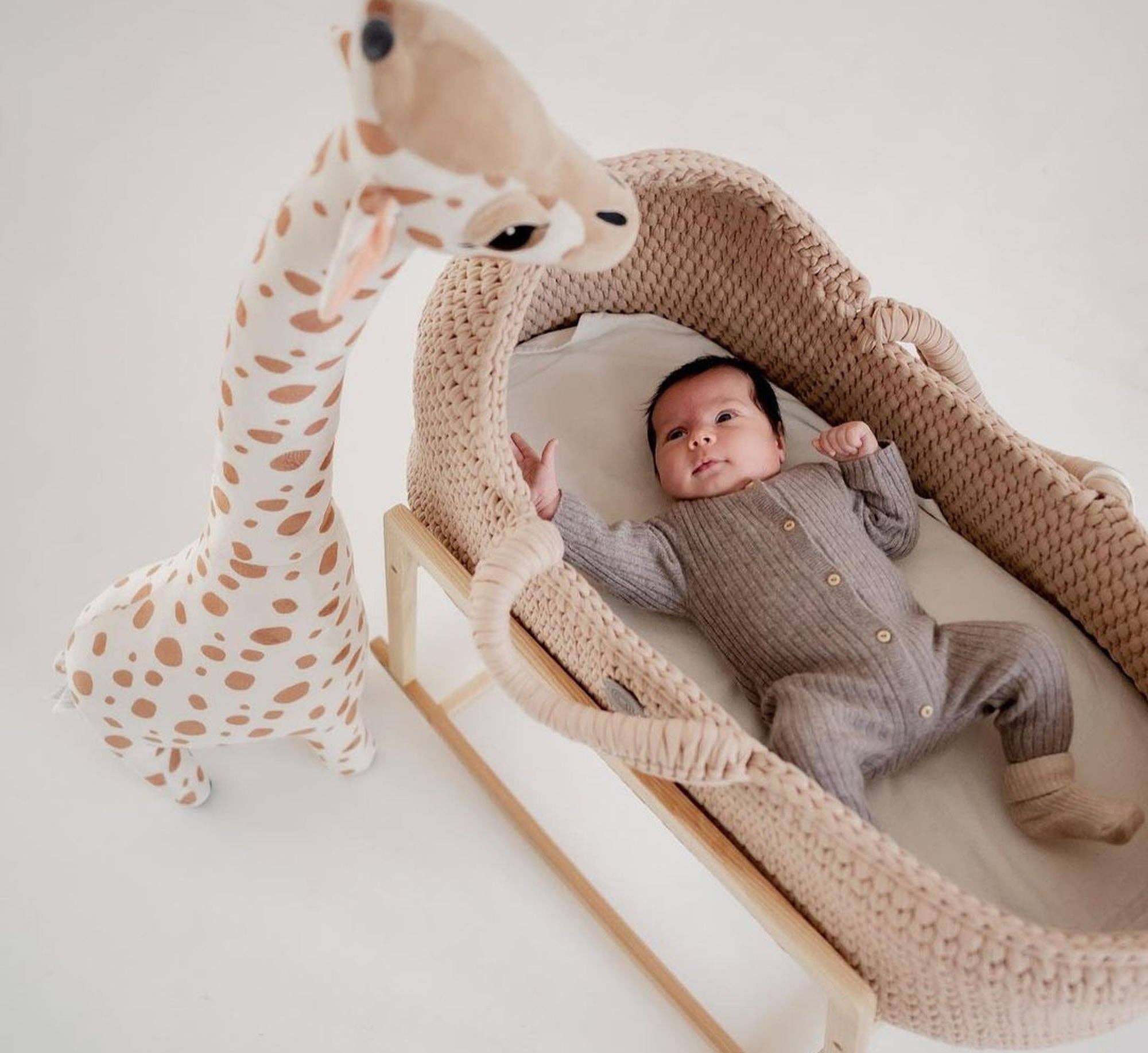 ANZY HOME - Wholesale Bassinet - Baby - Knitted Baby Moses Basket With Round Hood11