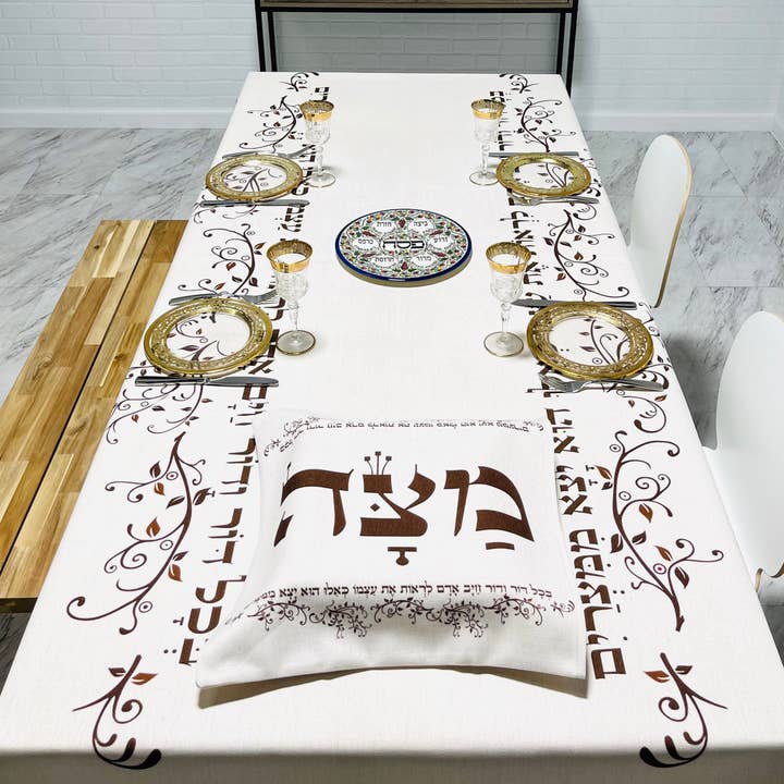 Klassische Pessach-Tischdecke erhalten Sie eine KOSTENLOSE passende Matzah-Abdeckung. für den Großhandel von Mensch Kippah