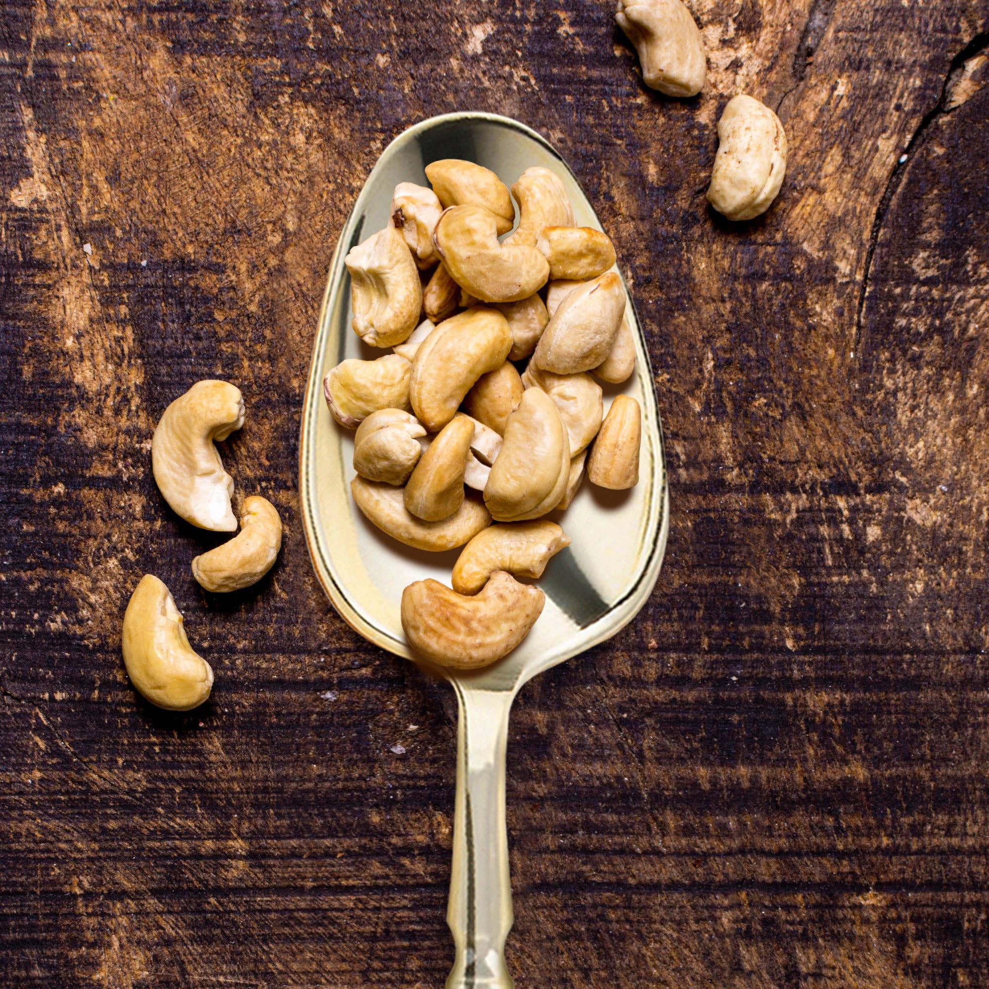 Smarty had a Party - Vendita all'ingrosso Cucchiai (posate) - Cucchiai da cena in plastica con manico bianco e dorato - 20 pz8