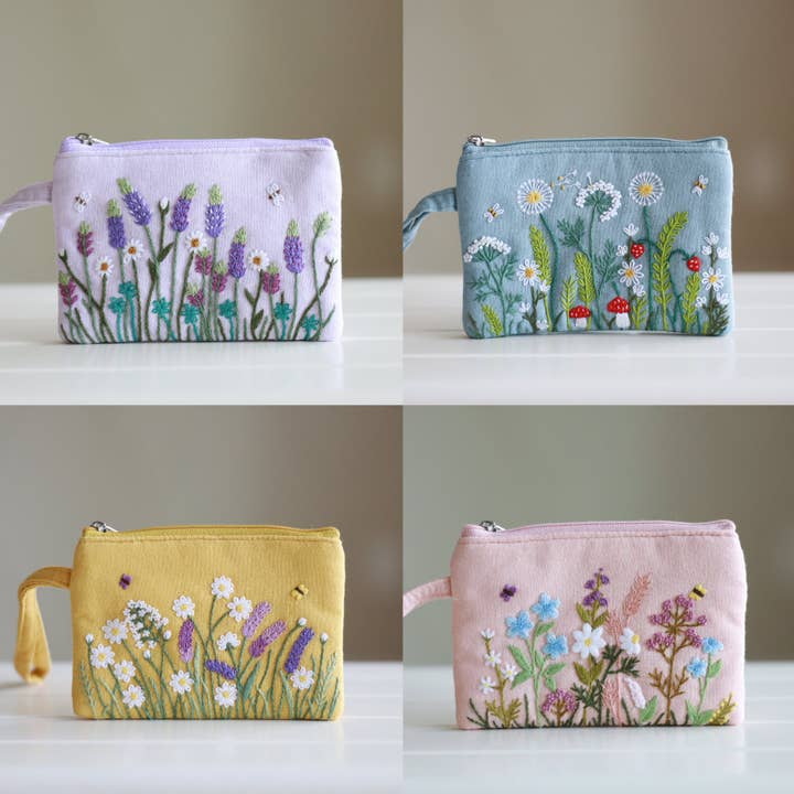 Hand Embroidered Coin Purse Wristlet with Flower Embroidery and other Purchase Wholesale embalagens take away. Free Returns & Net 60 Terms on Faire trending on Faire.