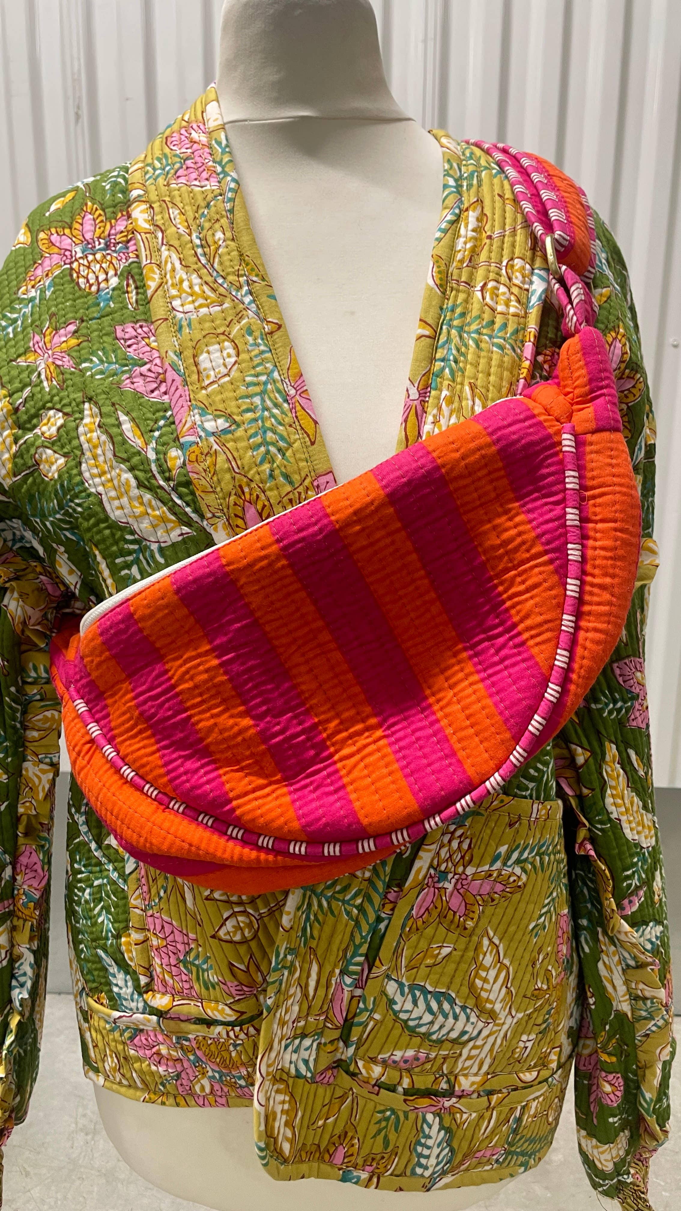 Funky Yak Ltd – wholesale Crossbody bag – Women's – 100% Cotton Kantha Quilted Shoulder Bag/Cross Body Bag11