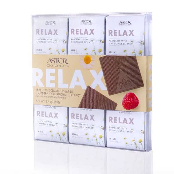 Set de 18 pièces Relax Herbal à la framboise et à la camomille, chocolat au lait pour la vente par Astor Chocolate Corp.