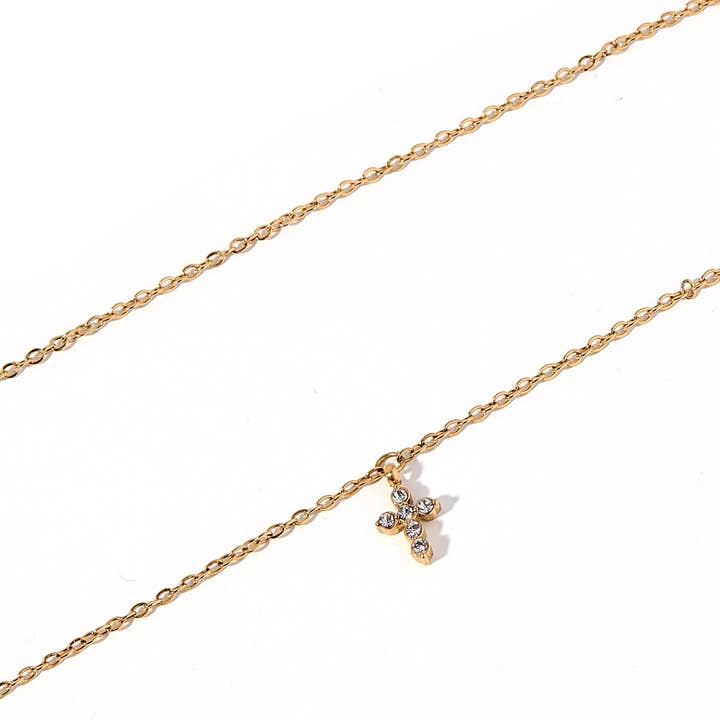 LINNY CO - Wholesale Pendant/Charm Necklace - Necklace - Carly Cross Gold2