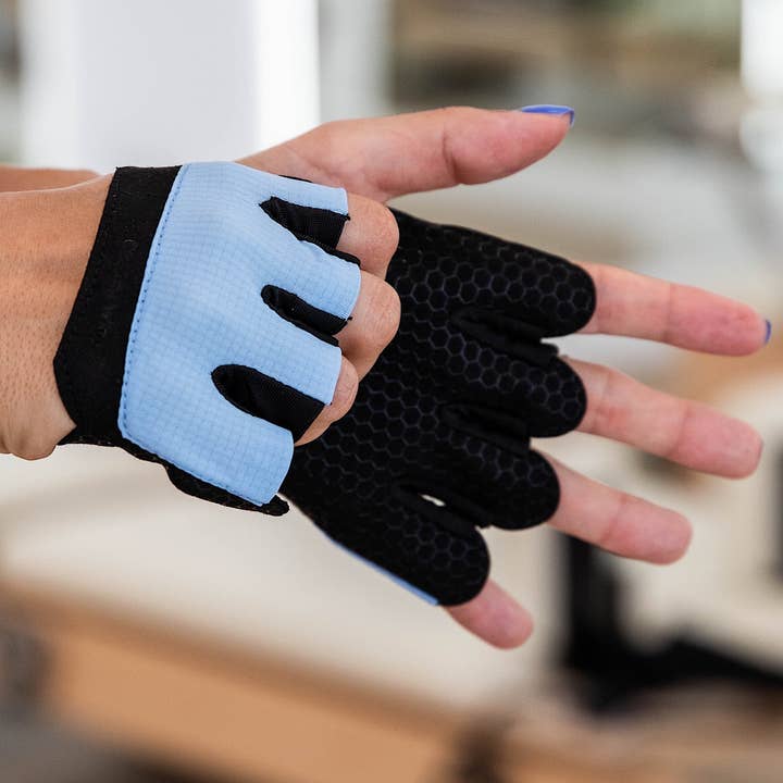 Cheeky Winx - Wholesale Fitness equipment - Blue Gym Gloves1