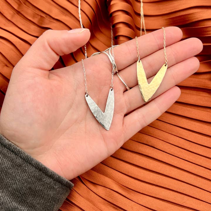 Fluff Hardware - Wholesale Pendant/Charm Necklace - Handmade Vitality Necklace
