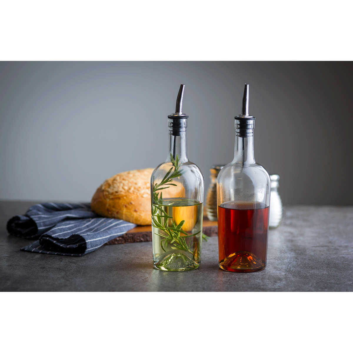 TableCraft Products Company - Wholesale Oil/Vinegar Dispenser - 17.5 oz Clear Glass Bottle, Stainless Steel Pourer1