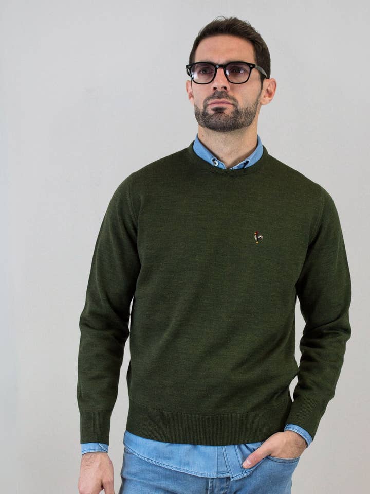 Grüner Pullover mit Wolle für den Großhandel von Patadegayo