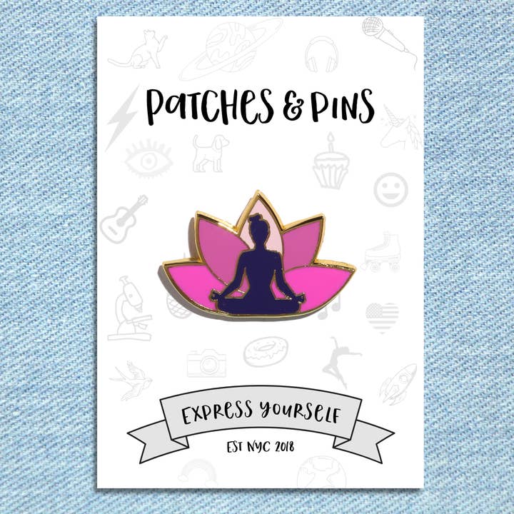 Spilla smaltata Yoga Lotus per la vendita all'ingrosso da parte di Patches and Pins