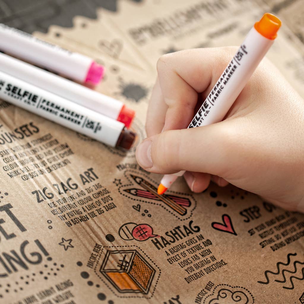 Selfie Craft Co – wholesale Cape – Child – Unicorn Colour In Cape3