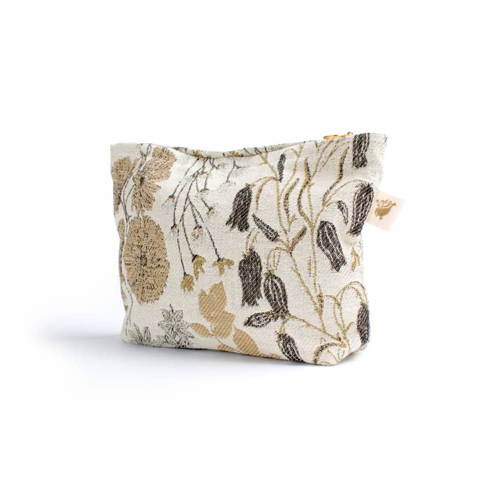 Dabble Tool Bag | Woven Zippered Pouch in Vintage Floral and other Purchase Wholesale sanitari bagno. Free Returns & Net 60 Terms on Faire trending on Faire.