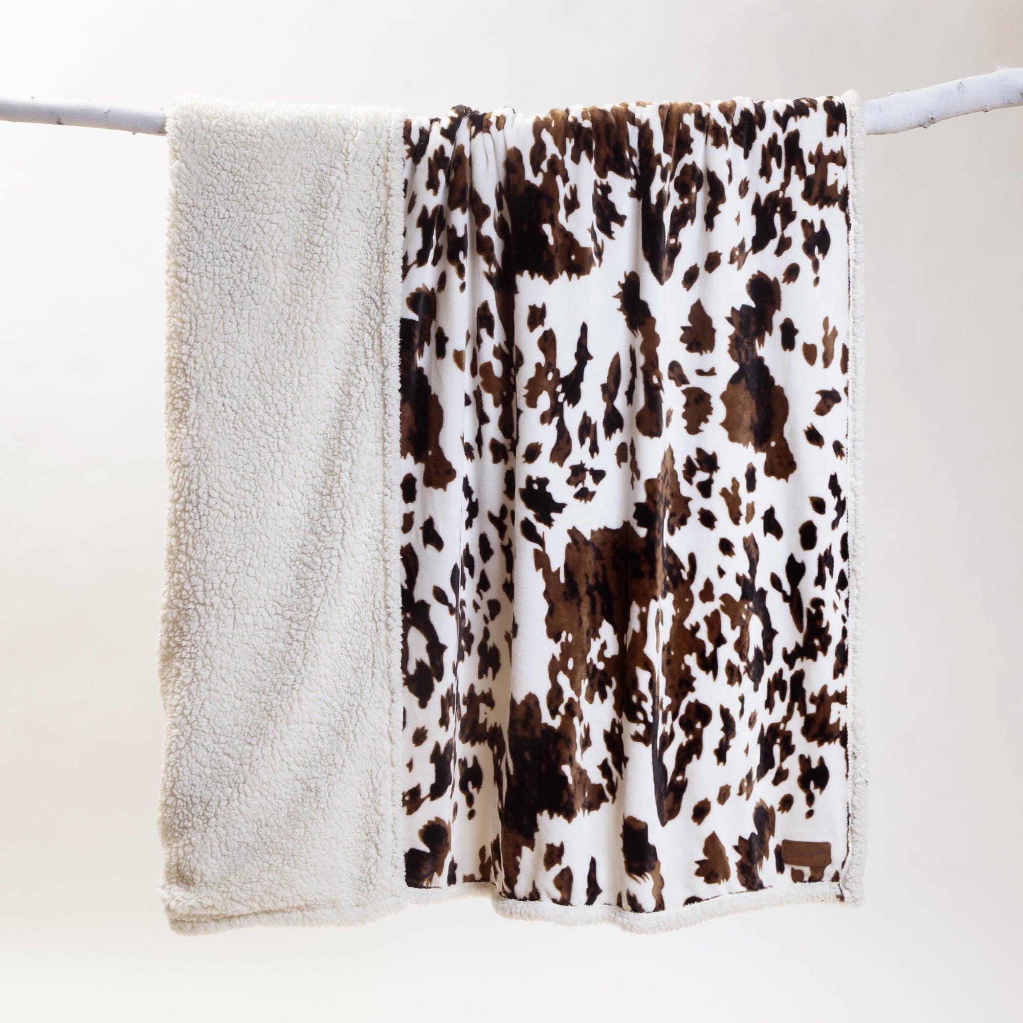 Carstens, Inc. - Wholesale Throw Blanket - Wrangler® Tri-color Cowhide Plush Sherpa Throw3