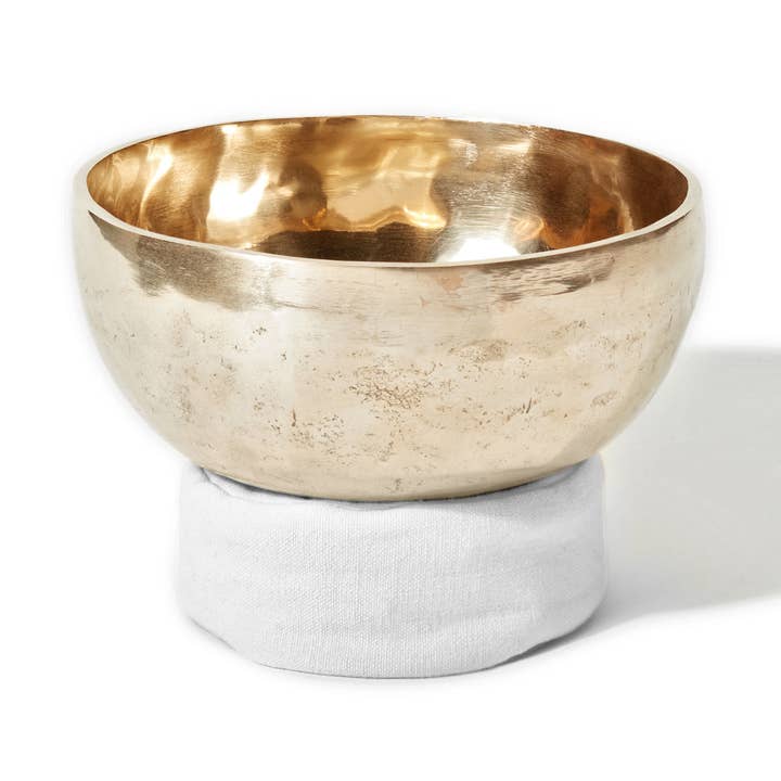 Seven Metals Meditation Singing Bowl - 7" - cloud for wholesale by renoo || meditation goods for the modern home