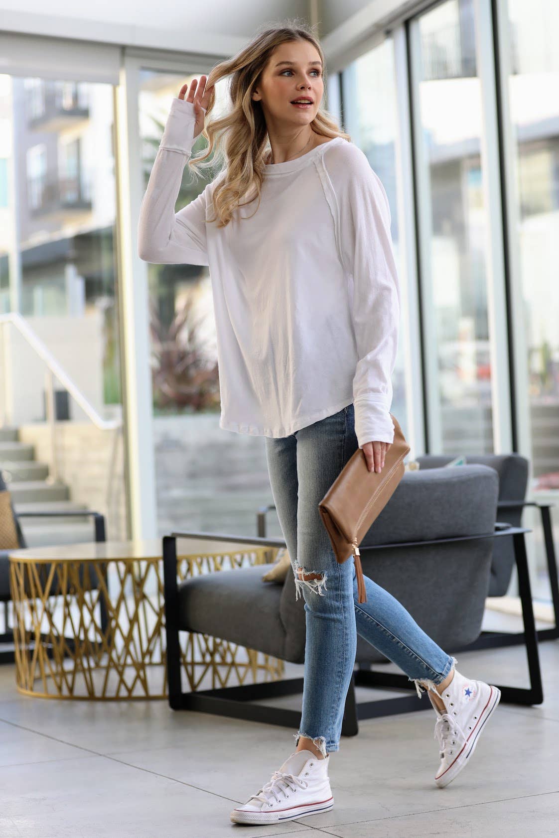 42POPS - Vendita all'ingrosso Maglietta - Donna - Top in cotone con maniche raglan e foro per il pollice SI-2460719