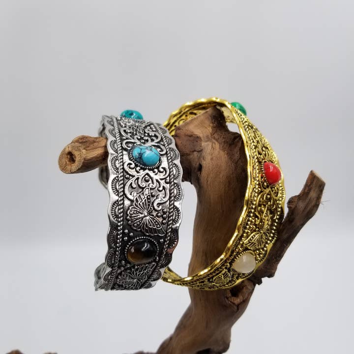 Bracelet Vintage Navajo en Turquoise pour la vente par CHAKRA JEWELRY