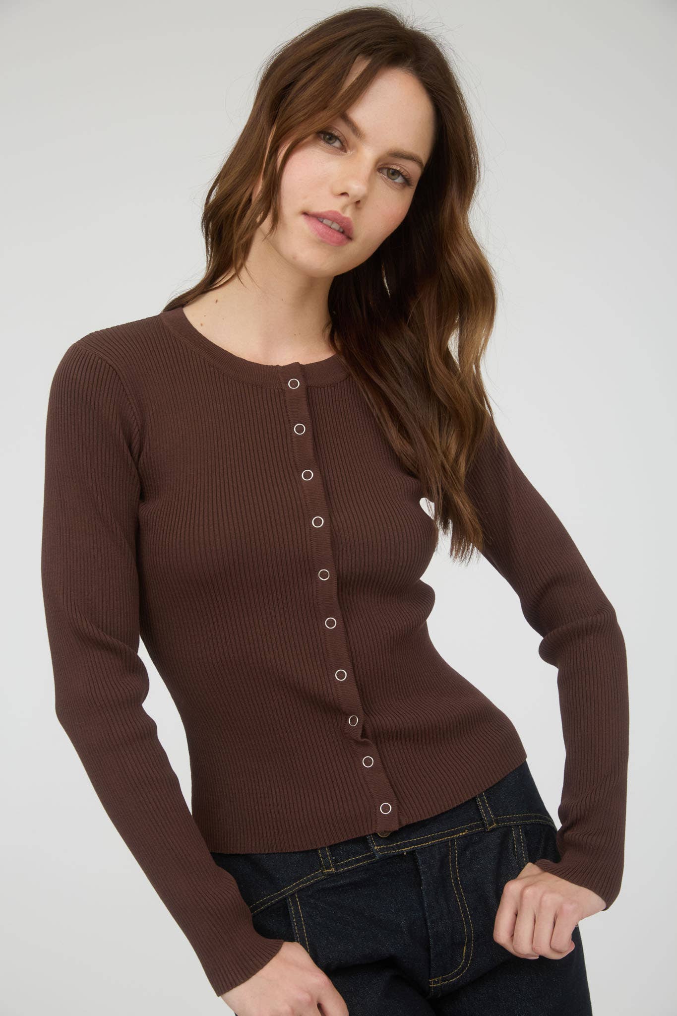 The Workshop Studio - Wholesale Cardigan - Women's - SNAP BUTTON DOWN ROUND NECK KNIT CARDIGAN34