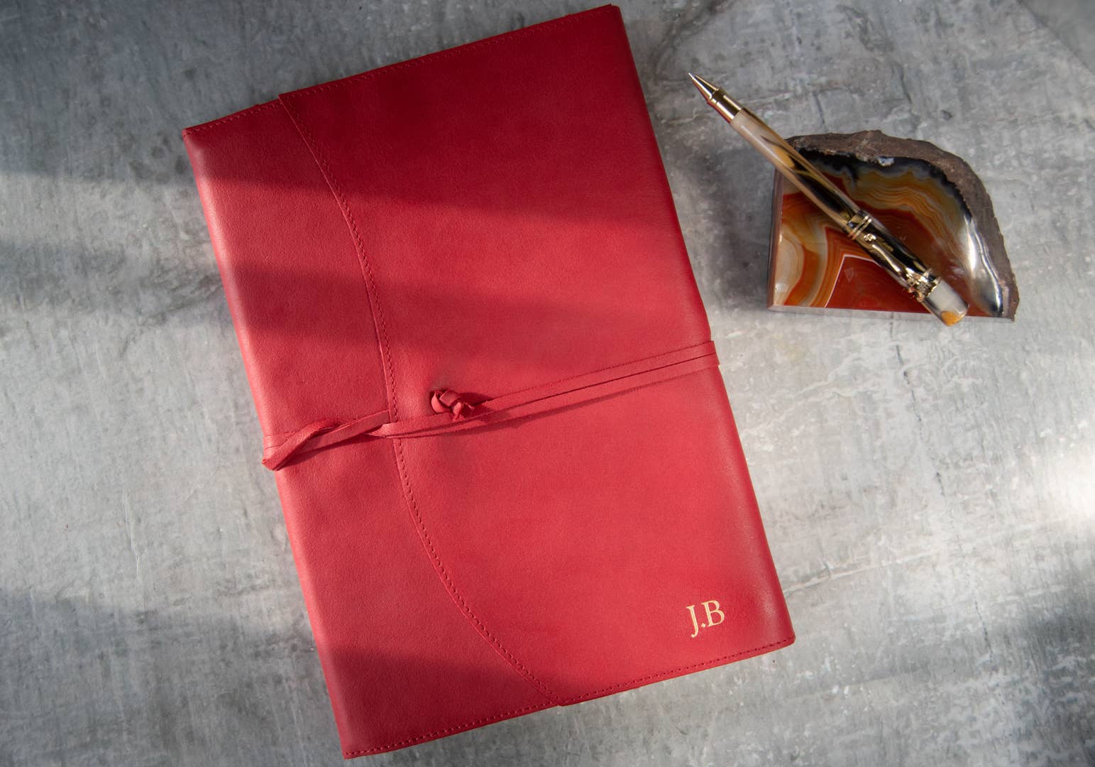 Creatico – Großhandel Tagebuch – Leatherkind Capri Notizbuch, A4, nachfüllbar, Geschenkset mit Stift7